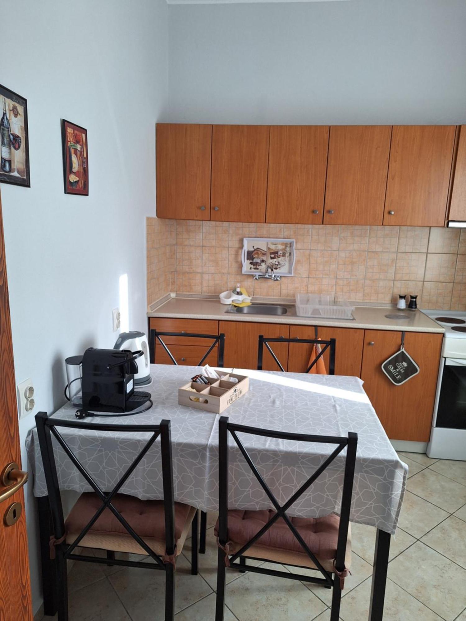Studio Eleni Nea Agathoupoli Luaran gambar