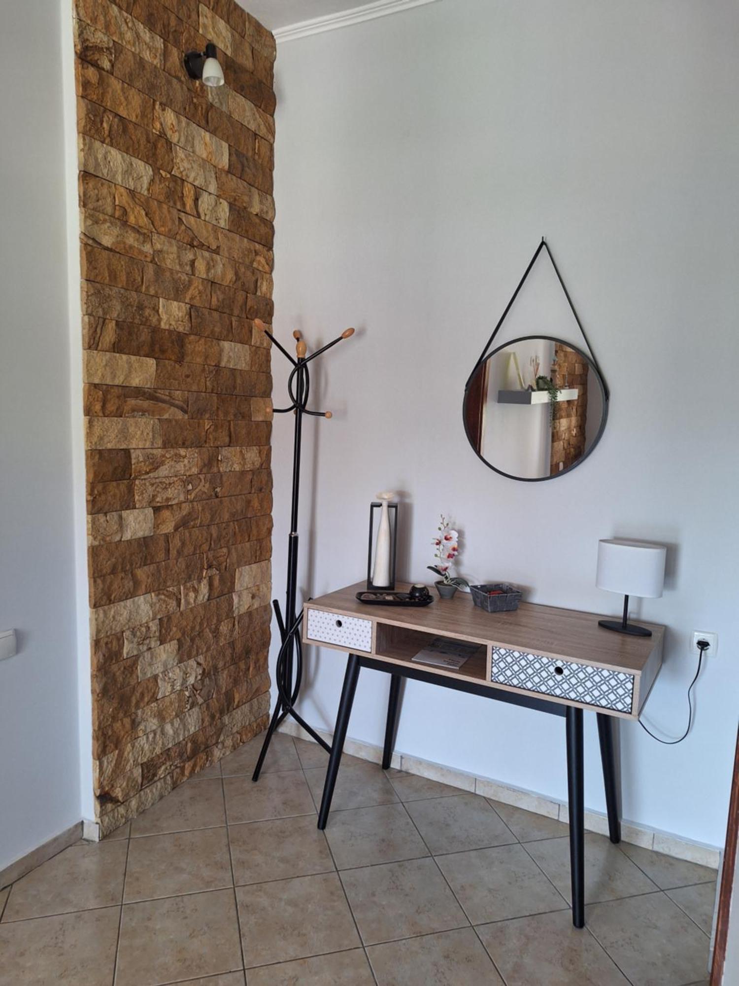 Studio Eleni Nea Agathoupoli Luaran gambar